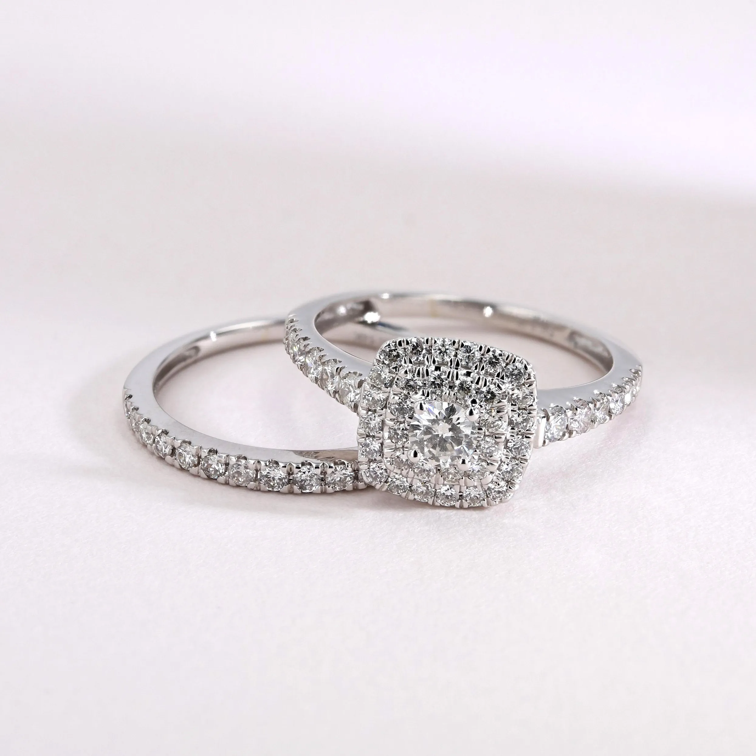 1.00tw Diamond Engagement Ring & Band Bridal Set Image 4 La Mine d'Or Moncton, NB