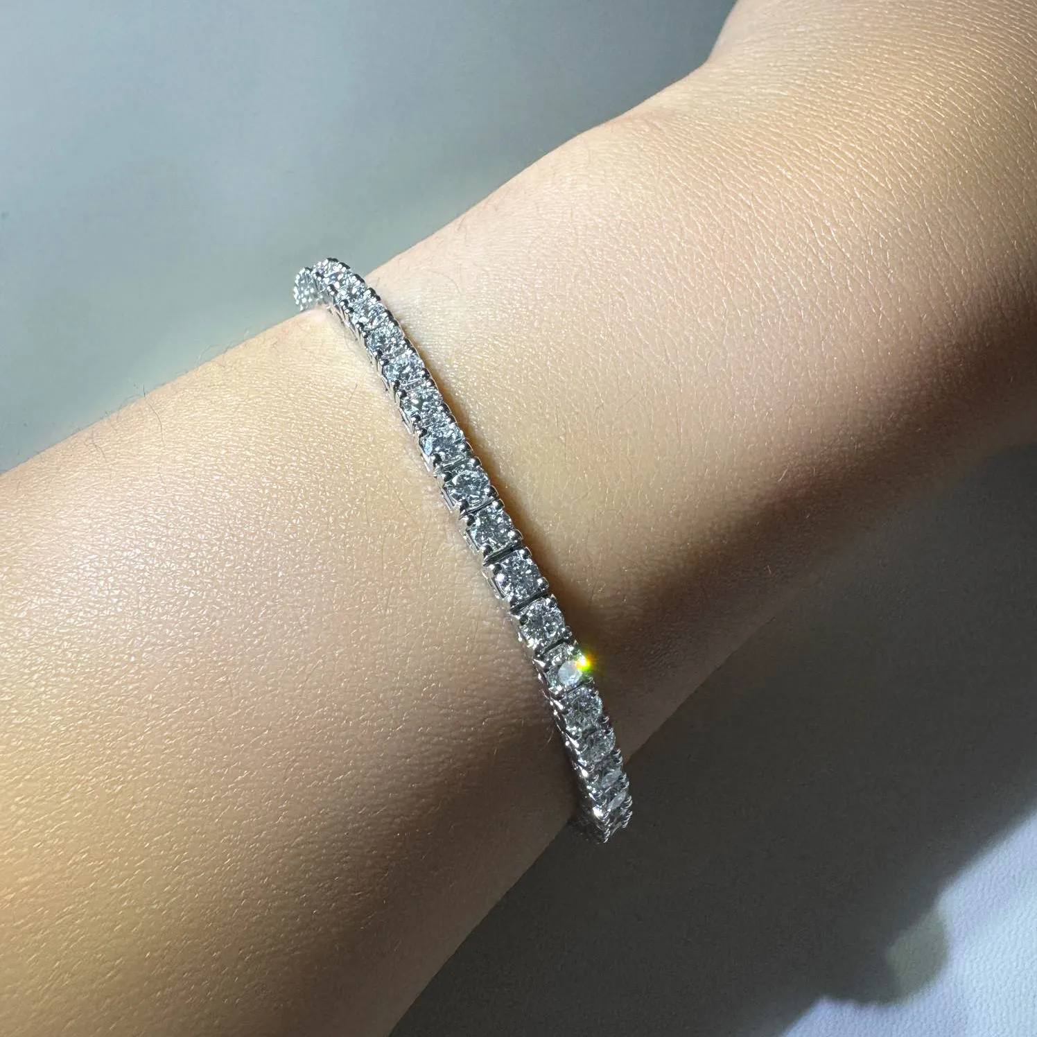 4.80ct Signature Diamond Tennis Bracelet 18kt White Gold 6.5" Image 3 La Mine d'Or Moncton, NB
