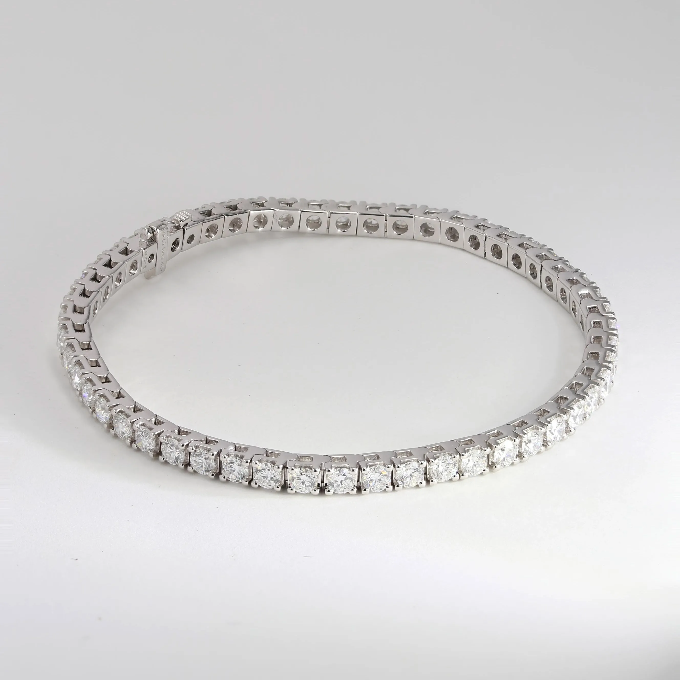 5.20ct Signature Diamond Tennis Bracelet 18kt White Gold 7" Image 2 La Mine d'Or Moncton, NB