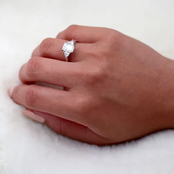 2.50tw Radiant Diamond Tokyo Trinity Engagement Ring Image 4 La Mine d'Or Moncton, NB