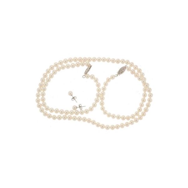 Strand Layne's Jewelry Gonzales, LA