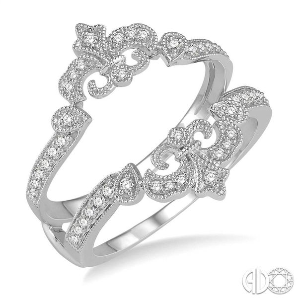 .26 CT TW Diamond Guard Ring Lee Ann's Fine Jewelry Russellville, AR
