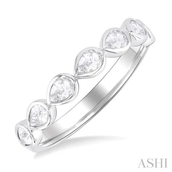 White 14 Karat Fashion Ring similar item image