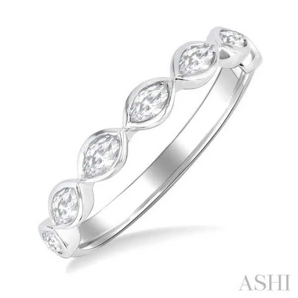 White 14 Karat Fashion Ring similar item image