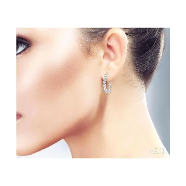 Earrings Image 2 Lee Ann's Fine Jewelry Russellville, AR