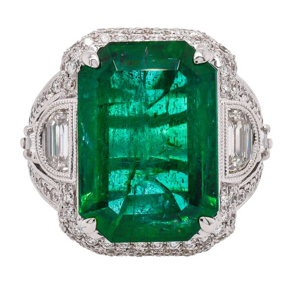 18K White Gold Cushion Emerald Antique Diamond Ring LeeBrant Jewelry & Watch Co Sandy Springs, GA