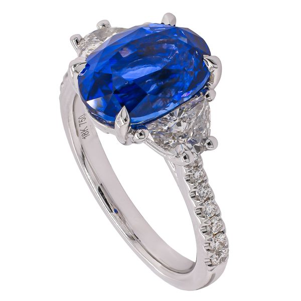 18K White Gold Oval Sapphire 3 Stone Diamond Ring with Accent Diamonds Image 2 LeeBrant Jewelry & Watch Co Sandy Springs, GA