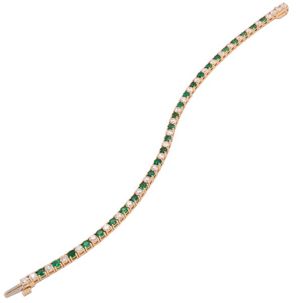 14K Yellow Gold Emerald Diamond Tennis Bracelet Image 2 LeeBrant Jewelry & Watch Co Sandy Springs, GA