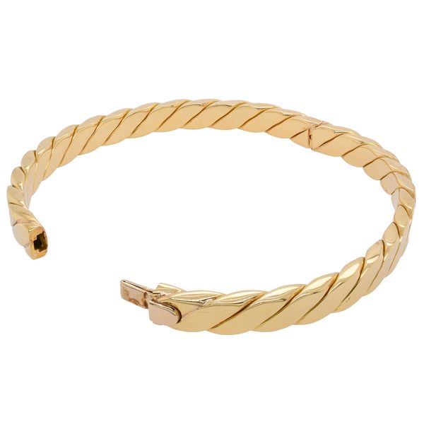 18K Yellow Gold Twisted Bangle Bracelet 6.2mm wide Image 2 LeeBrant Jewelry & Watch Co Sandy Springs, GA