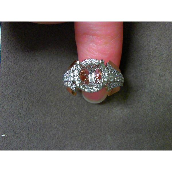 Ring Leightons Jewelers of Merced Merced, CA