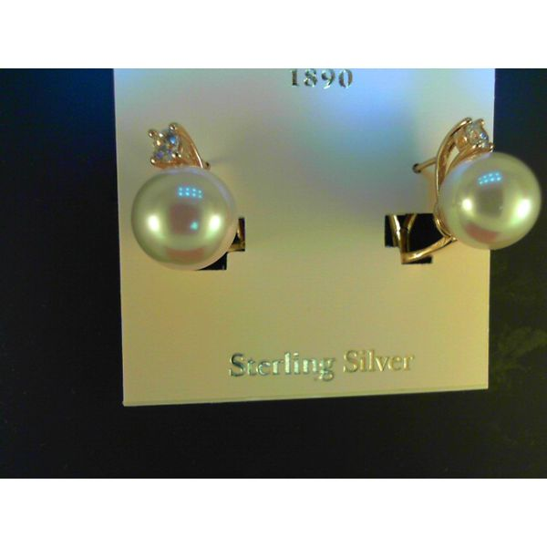 Earrings Leightons Jewelers of Merced Merced, CA