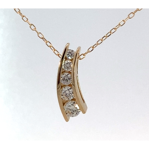 Pendant Leitzel's Jewelry Myerstown, PA