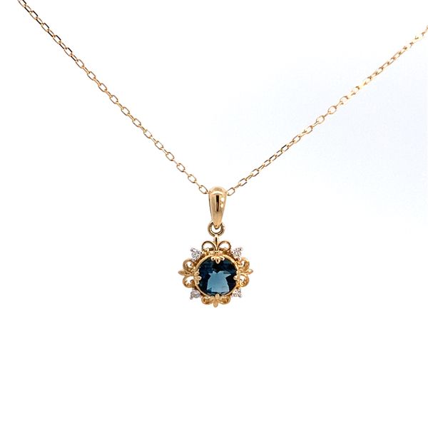 Pendant Leitzel's Jewelry Myerstown, PA