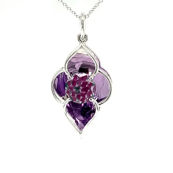 Necklace similar item image