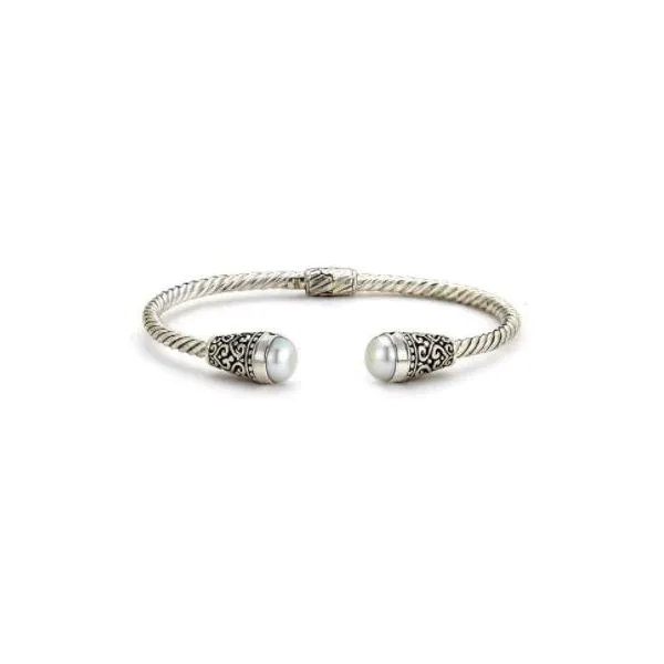 Bracelet Leitzel's Jewelry Myerstown, PA