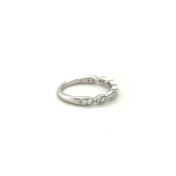 14Kt White Gold Diamond Band  Image 2 Lennon's W.B. Wilcox Jewelers New Hartford, NY