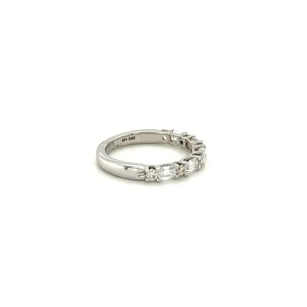 14Kt White Gold  Alternating Round and Emerald Diamond Band Image 2 Lennon's W.B. Wilcox Jewelers New Hartford, NY