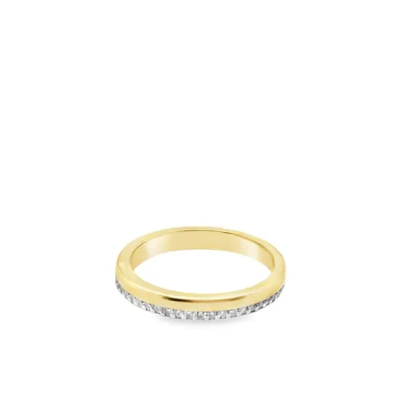 14KT YG BAND WITH ONE ROW OF ROUND DIAMONDS .25CTTW Lennon's W.B. Wilcox Jewelers New Hartford, NY