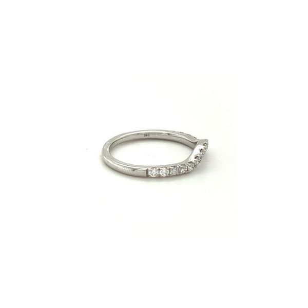 14KT YG CURVED WEDDING BAND CONTAINING ROUND SHARED PRONG DIAMONDS .34CTTW Image 2 Lennon's W.B. Wilcox Jewelers New Hartford, NY