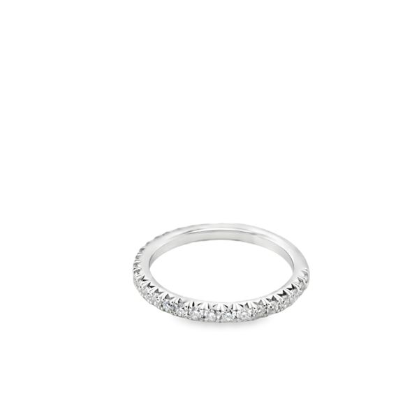 14KWG LADIES BAND CONTAINING 27 RBC SHARED PRONG DIAMONDS TOTALING .50CT G VS2 Image 2 Lennon's W.B. Wilcox Jewelers New Hartford, NY