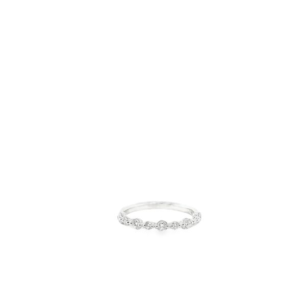 14KT WG BAND ALTERNATING LARGER AND SMALLER DIAMONDS .47CTTW Lennon's W.B. Wilcox Jewelers New Hartford, NY