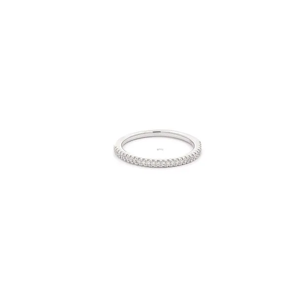 14KT WG 28 ROUND SHARED PRONG DIAMOND BAND  Lennon's W.B. Wilcox Jewelers New Hartford, NY