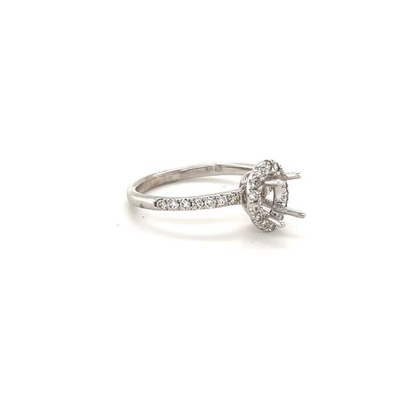 14KT WG SEMI MOUNT ENGAGEMENT RING W/ OVAL HALO CONTAINING ROUND DIAMONDS AND ROUND DIAMONDS IN SHANK .42CTTW Image 2 Lennon's W.B. Wilcox Jewelers New Hartford, NY