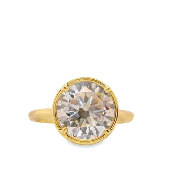 Yellow 14 Karat Ring Size 6.5 With One 3.00Ct Round Cubic Zirconium Lennon's W.B. Wilcox Jewelers New Hartford, NY
