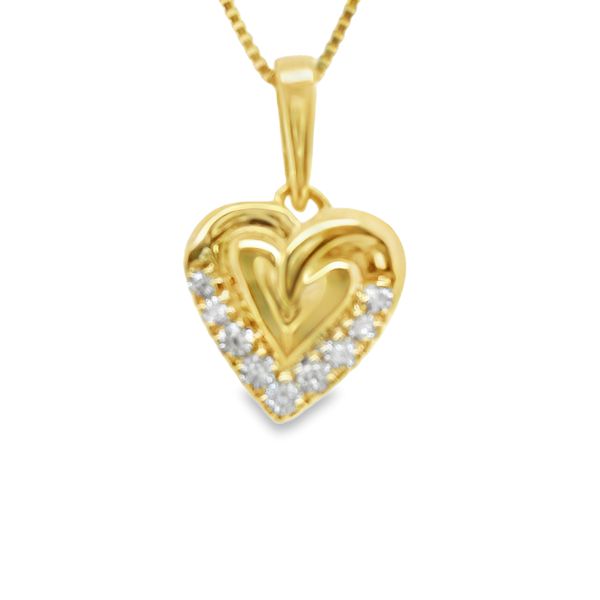 10K YG HEART PEND WITH DIAMONDS AT V OF HEART ON 18" 10K BOX CHAIN  .04 CTTW Lennon's W.B. Wilcox Jewelers New Hartford, NY