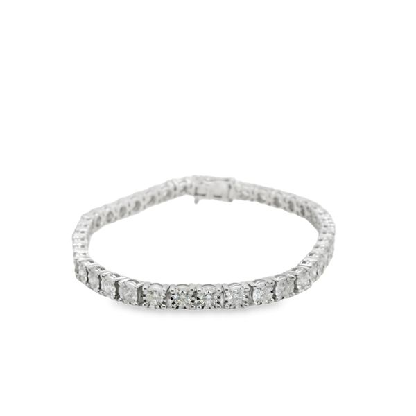 Bracelet Lennon's W.B. Wilcox Jewelers New Hartford, NY