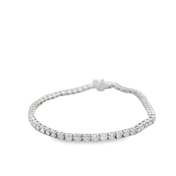 Bracelet Lennon's W.B. Wilcox Jewelers New Hartford, NY