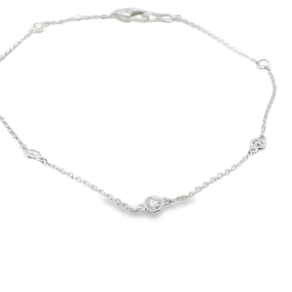 14K WG BRAC WITH 5 BEZEL SET DIAS =.25 CTTW Lennon's W.B. Wilcox Jewelers New Hartford, NY