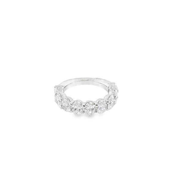 LAB GROWN DIAMOND RINGS Lennon's W.B. Wilcox Jewelers New Hartford, NY