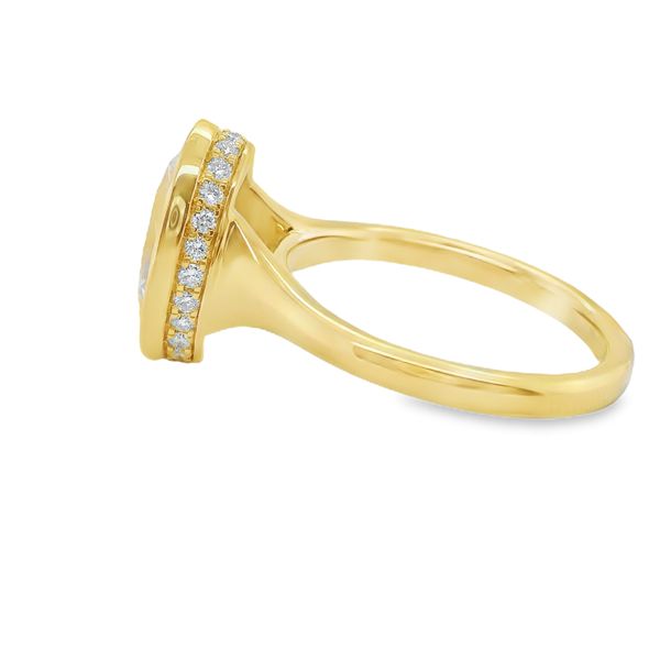 3.05 CT LAB GROWN OVAL DIAMOND BEZEL SET IN 14K YG MTG WITH HIDDEN HALO OF LAB GROWN RND.DIAS. .19 CTTW <br><br>IGI CERT# LG747591791 Image 2 Lennon's W.B. Wilcox Jewelers New Hartford, NY