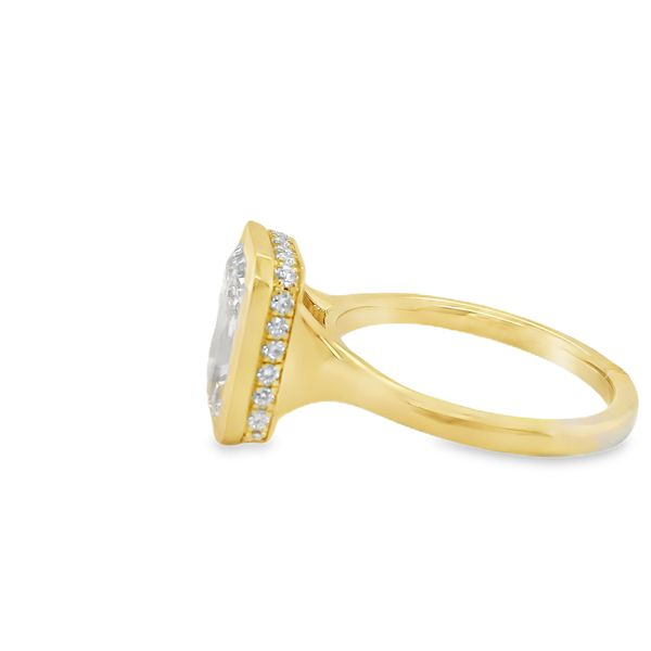 3.00 CT LAB GROWN RADIANT CUT DIAMOND SIT IN 14K YG BEZEL MTG WITH A HIDDEN HALO CONTAINING RND LAB DIAS. = .19 CT<br>IGI CERT# LG742542535 Image 2 Lennon's W.B. Wilcox Jewelers New Hartford, NY