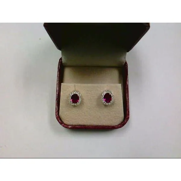 Earrings Lennon's W.B. Wilcox Jewelers New Hartford, NY