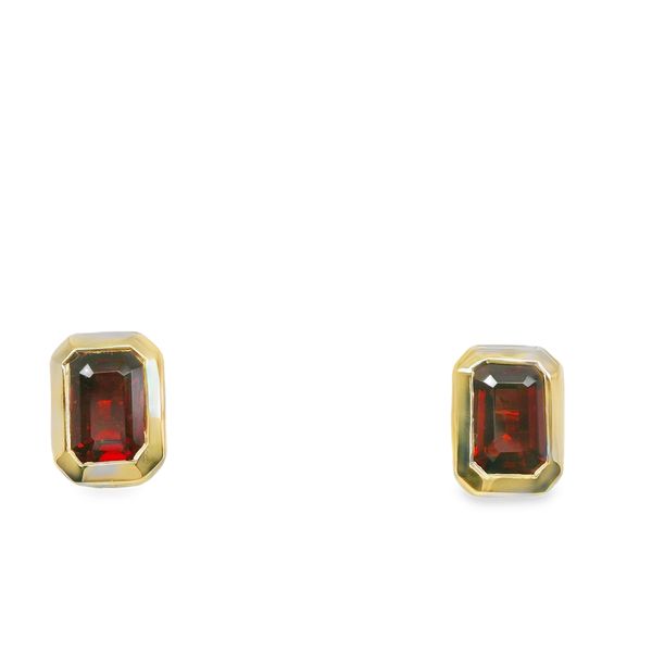 10K YELLOW GOLD EM. CUT GARNET EARRINGS  1.10 CTTW Lennon's W.B. Wilcox Jewelers New Hartford, NY