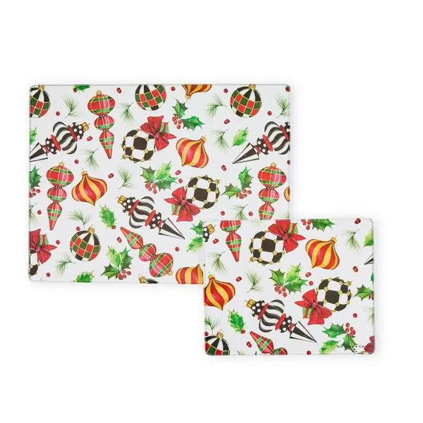 DECK THE HALLS GLASS CUTTING BOARDS SET OF 2 Lennon's W.B. Wilcox Jewelers New Hartford, NY