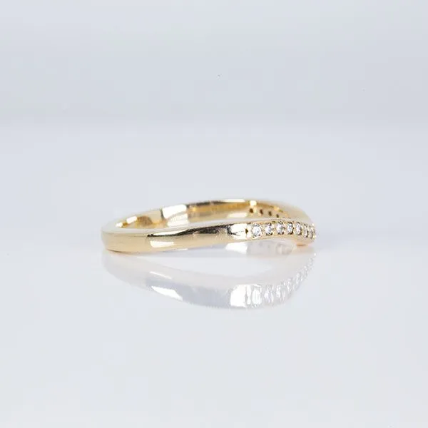 14K Yellow Gold Diamond Curved Wedding Band Image 2 Les Olson Jewelers Palm Harbor, FL