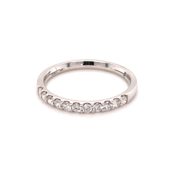 0.25CT 11 DIAMOND BAND Lester Martin Dresher, PA