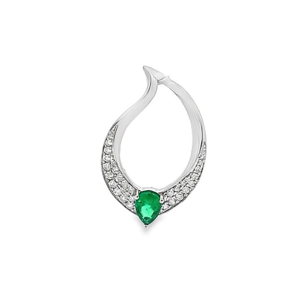 EMERALD AND DIAMOND PENDANT Lester Martin Dresher, PA