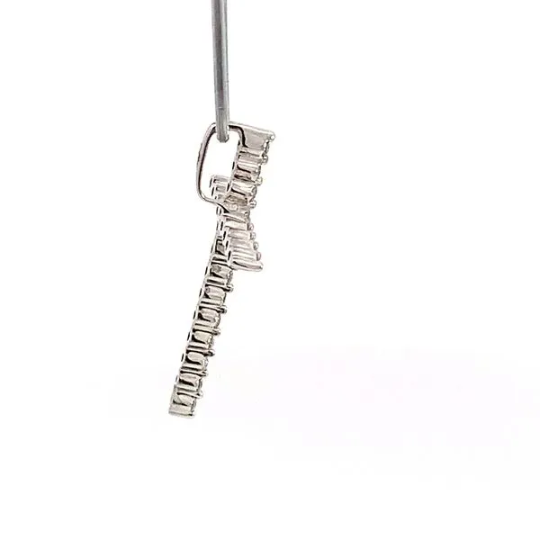 0.10CT SMALL DIAMOND CROSS