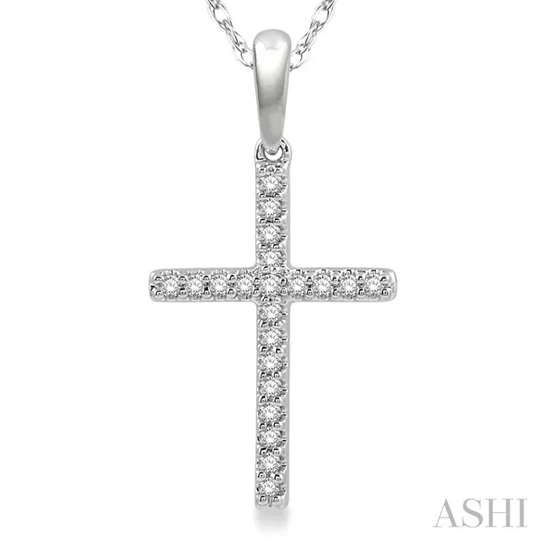 18\ 0.10CT DIAMOND CROSS ON A CABLE LINK CHAIN