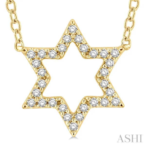 18\ 0.10CT OPEN STAR OF DAVID ON A CABLE LINK CHAIN