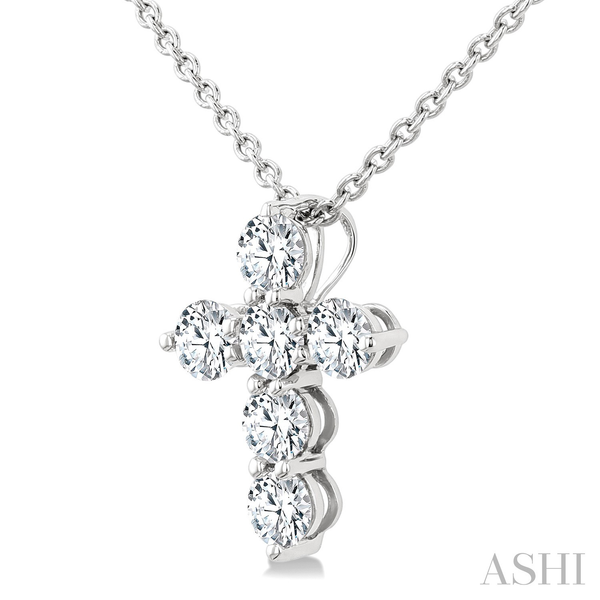 DIAMOND CROSS PENDANT Image 2 Lester Martin Dresher, PA