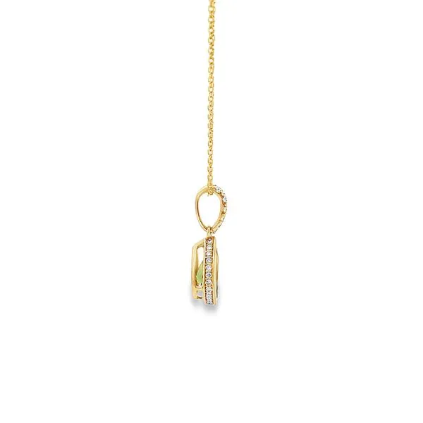 1.01CT PERIDOT IN A PEAR SHAPE PENDANT