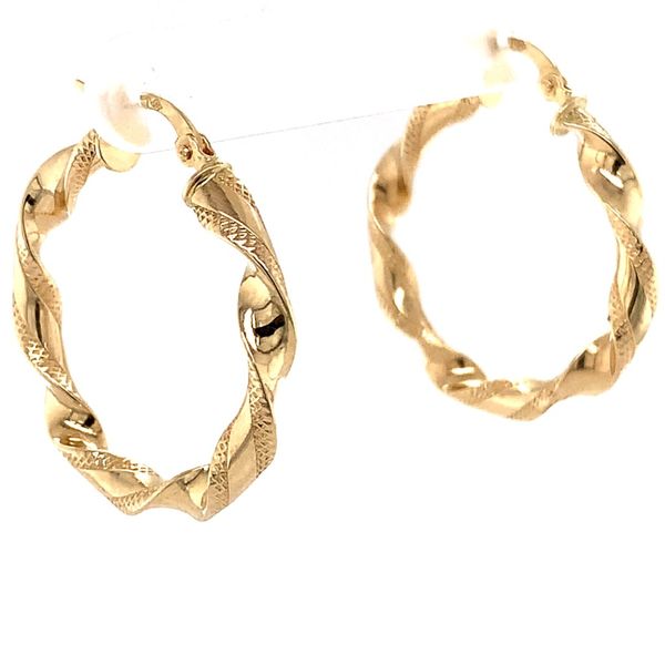 Gold Earrings Lester Martin Dresher, PA