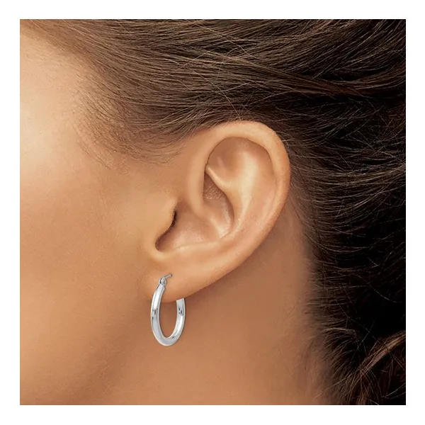 Gold Earrings Image 3 Lester Martin Dresher, PA