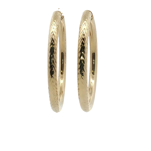 57X5MM14K YELLOW GOLD LARGE TEXTURED HOOP EARRINGS Lester Martin Dresher, PA