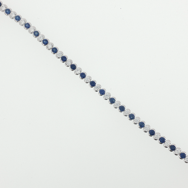 BLUE AND WHITE TENNIS BRACELET Lester Martin Dresher, PA